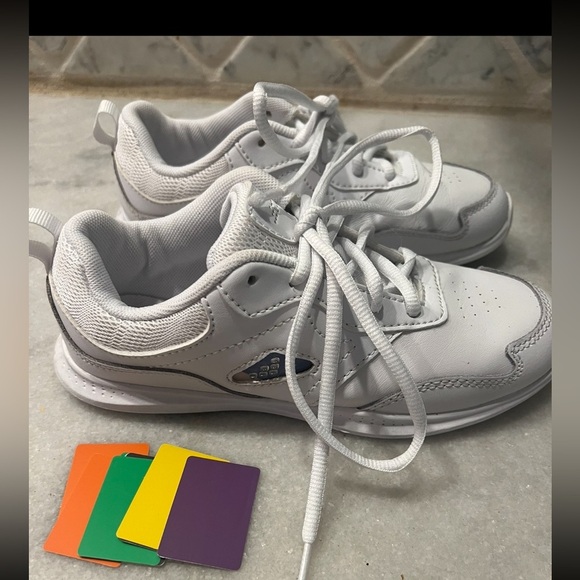 Girls BCG cheerleading shoes white cheer - Picture 4 of 7